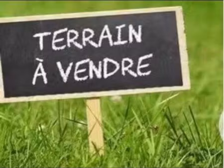 terrain constructible viabilisé 450 m² – façade 16 m – méricourt