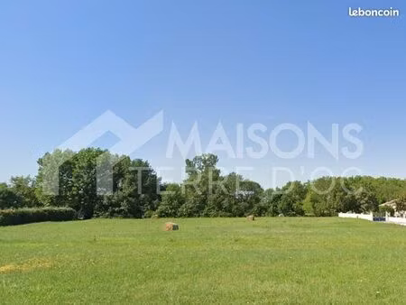 terrain 600 m² revel