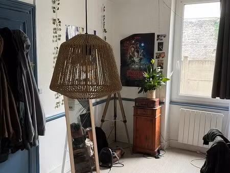 69500 appart 2 pièces 34m2 rdc calme sur cour intérieure