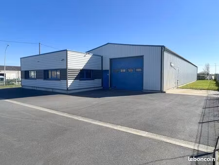 local commercial 554 m² le molay-littry