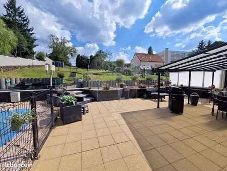 maison 7 pièces 153 m²