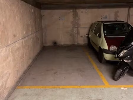parking sécurisé à vendre paris 10e cour des petites écuries