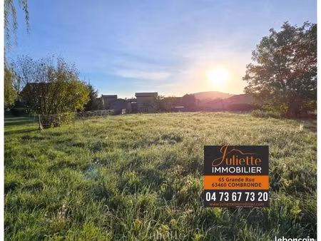 terrain 760 m² combronde