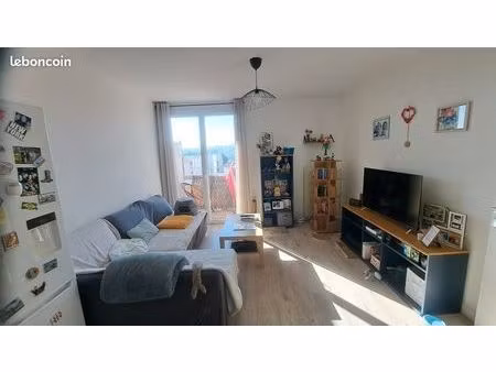 appartement f2 - 78000 euros +15000 euros de travaux votés en ag