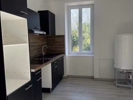 bel appartement refait à neuf