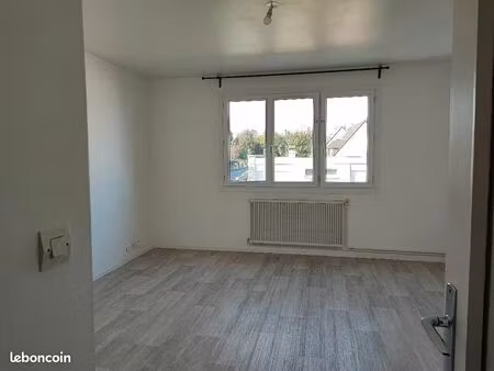 beau t3 situé à 5 minutes du centre de caen