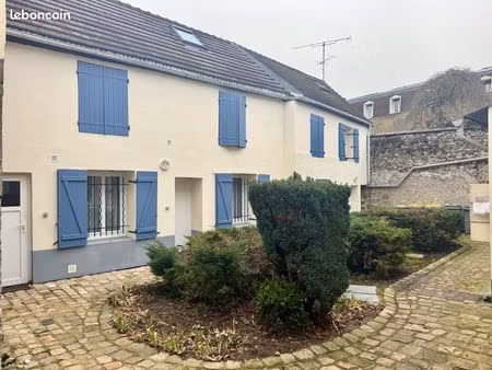 immeuble de 4 appartements