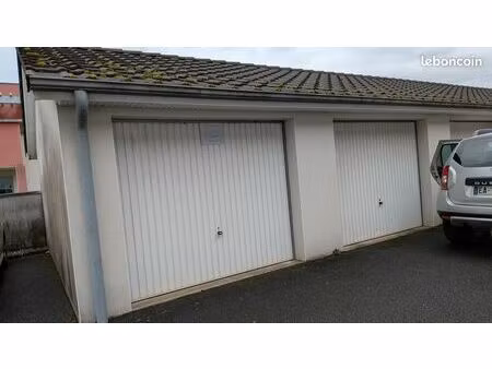 garage 16 m2 fermé