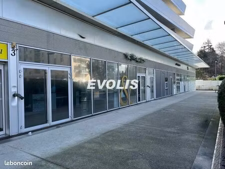 local commercial 170 m² anglet