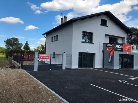 local commercial-bureau 47m²