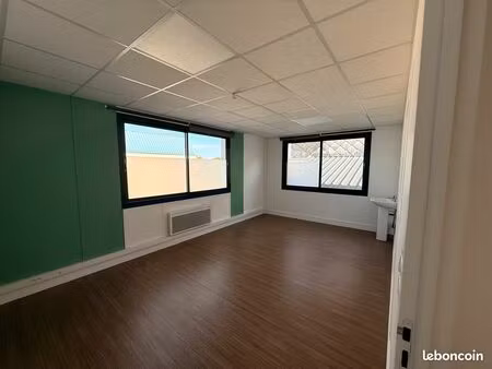 bureaux   local professionnel à louer centre ville pont-l'évêque