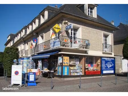 vends maison de la presse