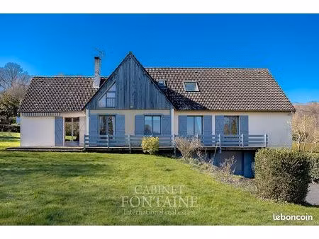 maison 9 pièces 240 m²