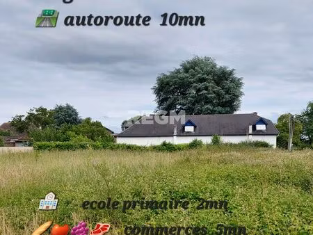 terrain 1520 m² cescau