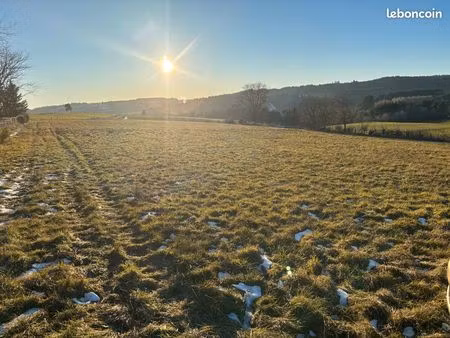 terrain environ 800 m2 en cours de viabilisation