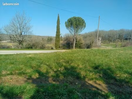 terrain 1400 m² cressensac