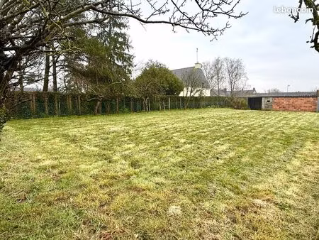 terrain 510 m² fercé