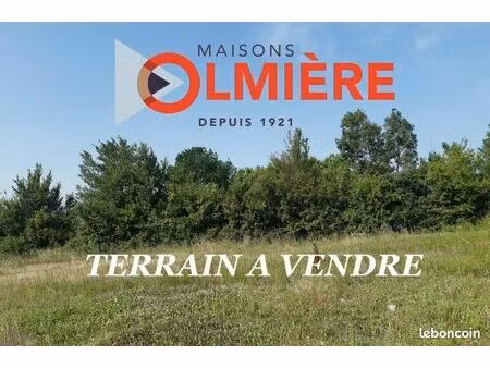 terrain 400 m² revel