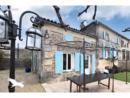 maison 5 pièces 146 m²