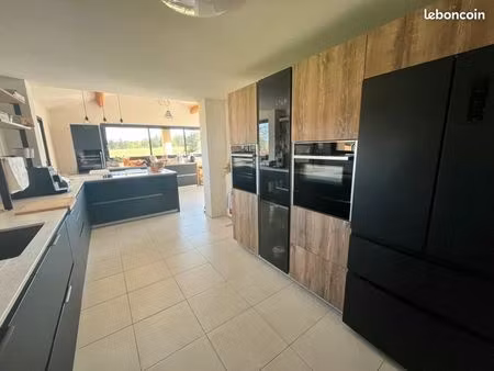 ferme 10 pièces 197 m²