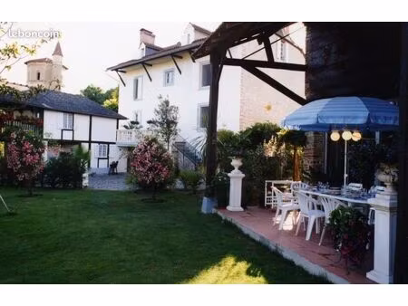 superbe demeure de caractère – viager au cœur du val d’adour