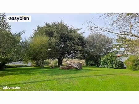 terrain 908 m² arancou