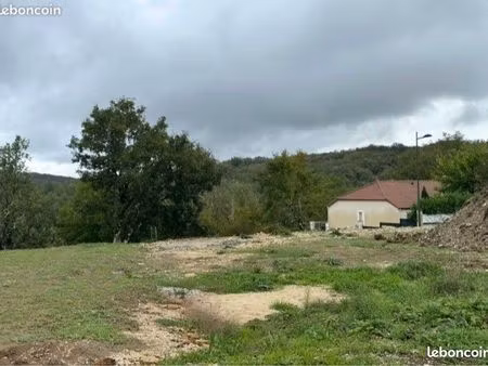 terrain viabilisé prêt à la construction