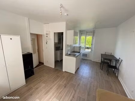 studio meublé centre ville