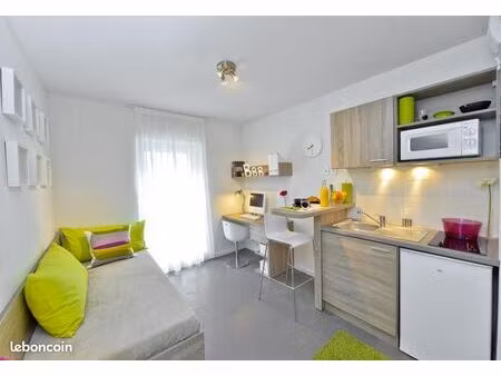 studio 1 pièce 18 m²