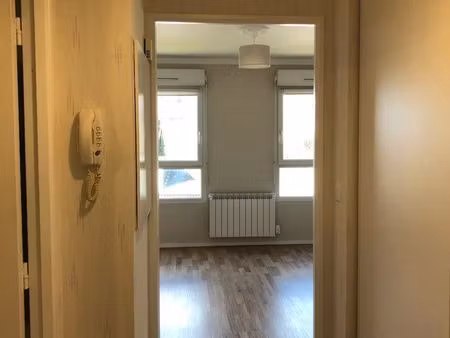 à louer studio 36m2