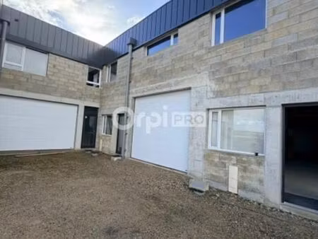 local d'activité 133 m²