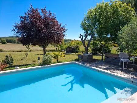 maison familiale 183 m² avec piscine – 4 chambres – 15 minutes du centre ville de cahors