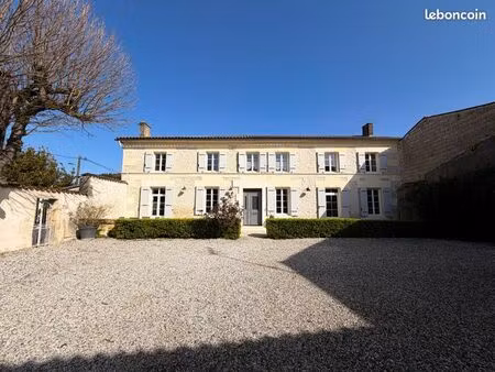 maison 250 m² avec piscine et 2 logements indépendants – cognac