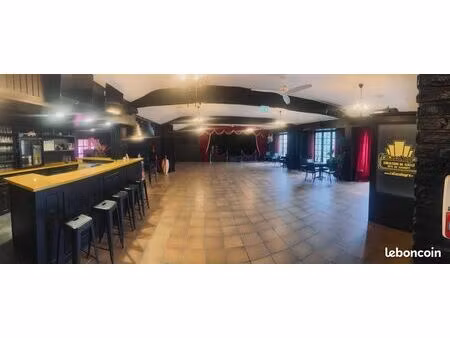 salle de réception + gîte de groupe