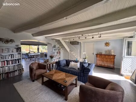 longère 7 pièces 201 m²