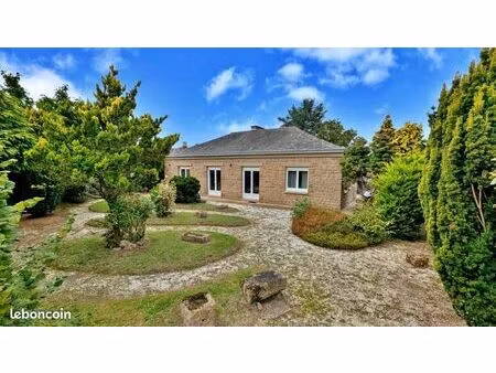 maison 8 pièces 165 m²