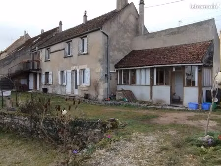 maison 9 pièces 175 m²