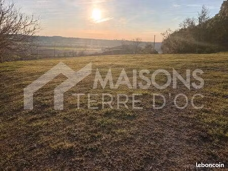 terrain 1 100 m² saint julia