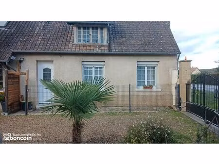 beau studio avec terrasse - toutes charges comprises