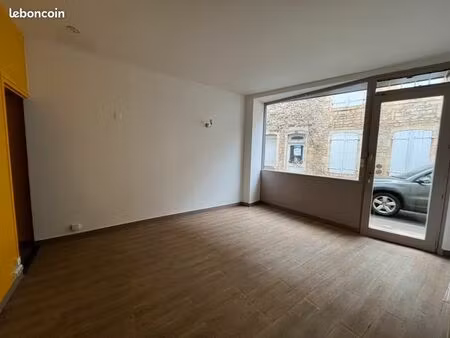 local commercial 36 m²