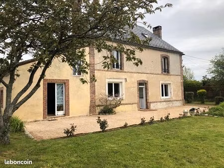 maison 8 pièces 176 m²
