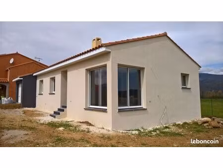 villa 4 pièces 90 m²