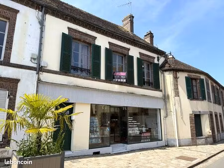 immeuble - centre ville senonches