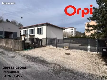 immeuble 6 pièces 127 m²