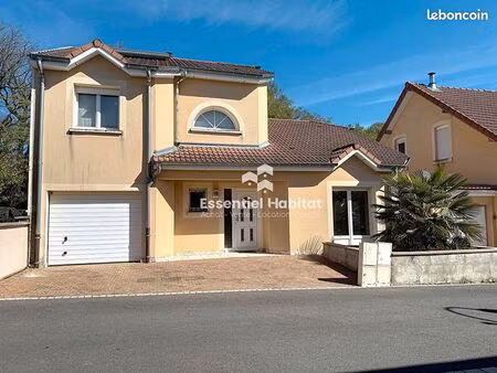 maison 6 pièces 135 m²
