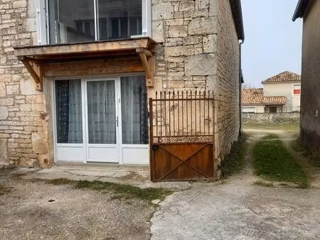 maison avec jardin au centre de lalbenque