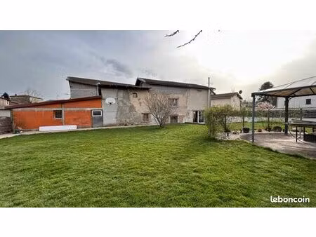 maison 6 pièces 138 m²