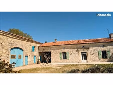 maison 6 pieces 187m² sur 3 ha de terrain