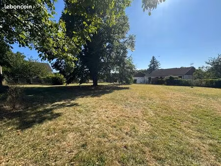 terrain à bâtir à vendre à pougues les eaux