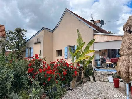 ferme 4 pièces 95 m²